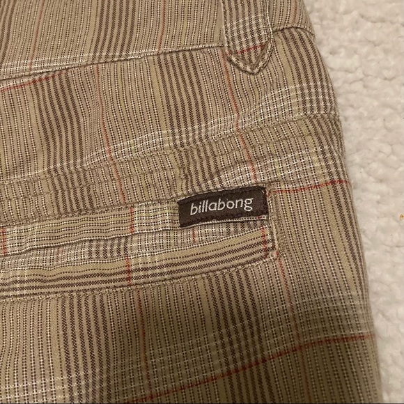 Billabong brown plaid Bermuda shorts - Picture 4 of 9